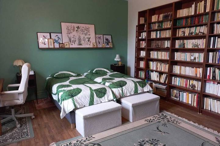 Location de vacances pour 10 personnes, avec jardin à Valdivienne - 3