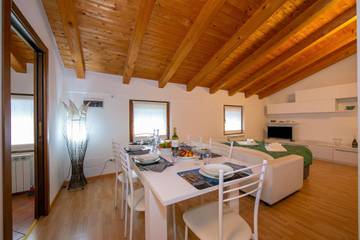 Ferienwohnung für 6 Personen in Arco, Gardasee-Berge, Bild 2