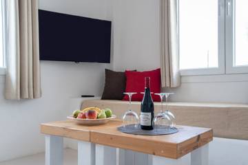 Apartment for 4 People in Naxos City, Naxos, Photo 1