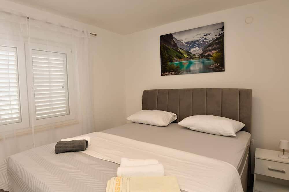 Holiday Home Dino by Villas Guide in Dalmatinisches Zagora