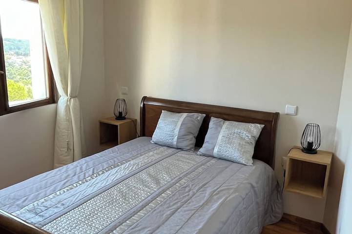 Gîte pour 4 personnes, avec jardin et balcon à Fafe - 2