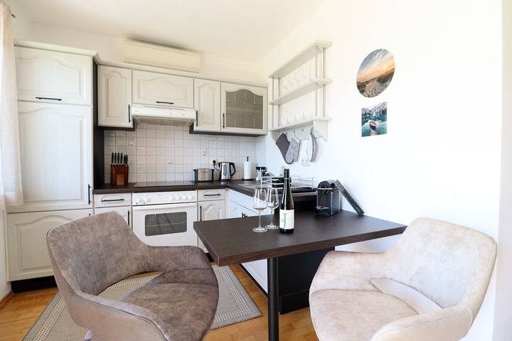 Ferienwohnung für 4 Personen, mit Garten und Seeblick sowie Ausblick am Mondsee - 2