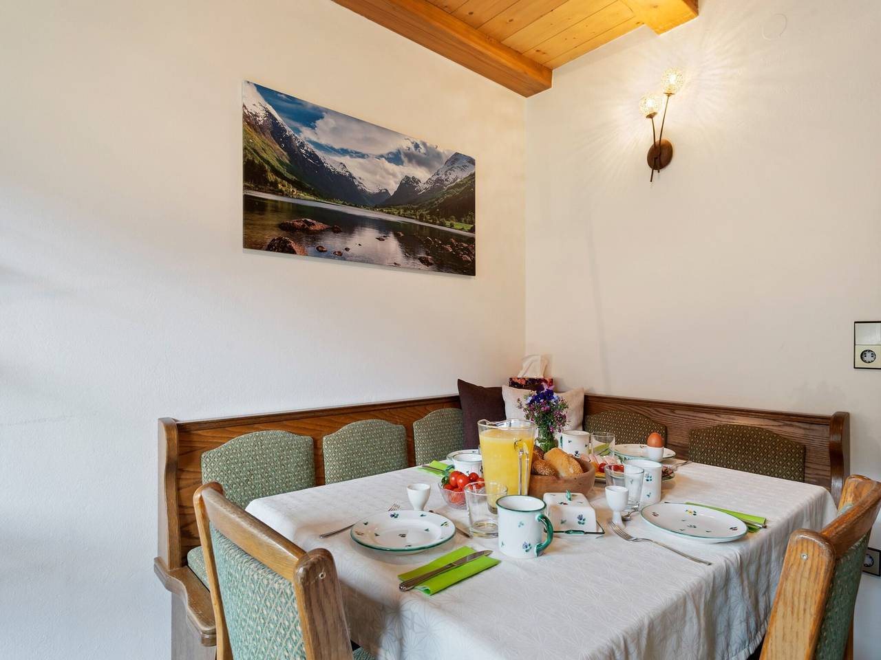 Geheel appartement, Cosy Apartment in Mühlbach with Balcony in Bramberg am Wildkogel, Kitzbüheler Alpen