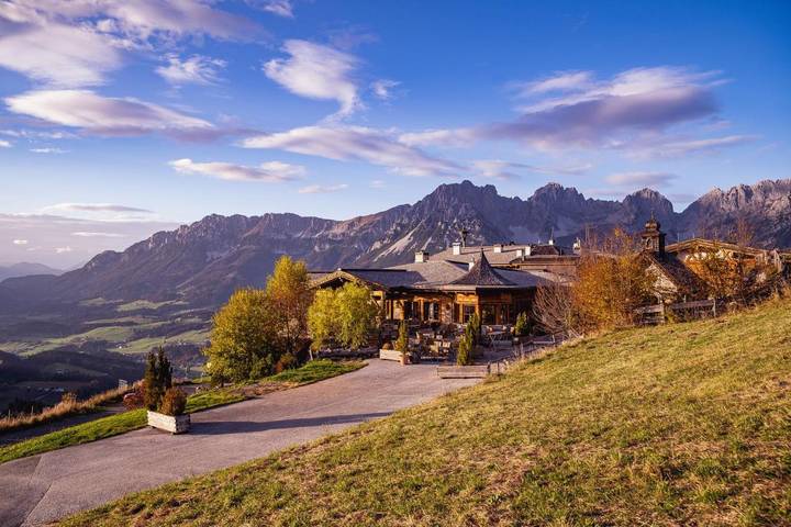 Ferienwohnung für 4 Personen, mit Balkon und Terrasse sowie Sauna und Ausblick
