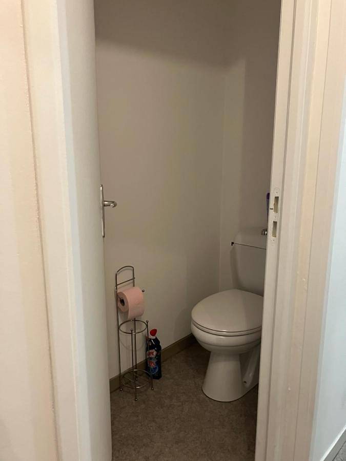 Appartement entier, One-Bedroom Apartment in Lacaune, Région de Lacaune
