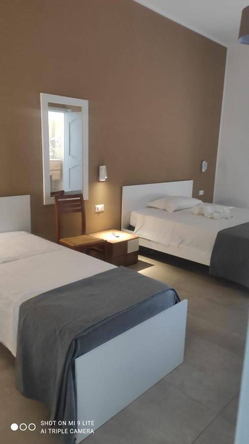 B&b per 3 persone, con Balcone e Terrazza nonché Panorama a Surbo