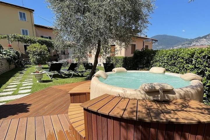 Holiday apartment for 4 people, with garden and pool as well as terrace, with pets - 1