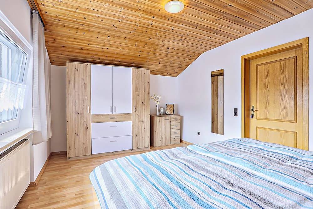Ganze Wohnung, Neu renovierte Ferienwohnung in Obergünzburg, Bayerisch Schwaben