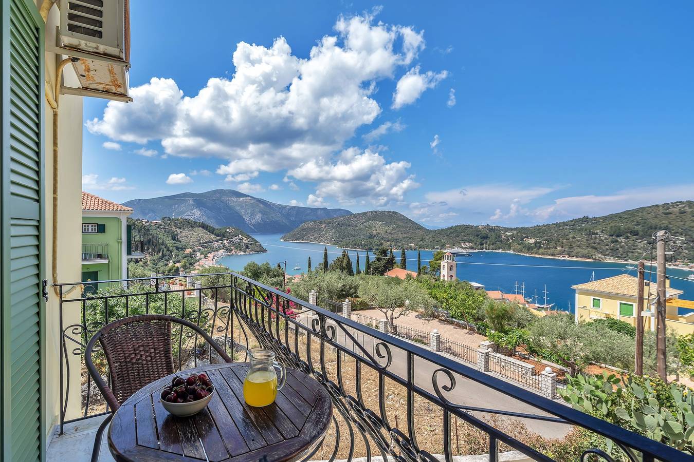 Monolocale intero, Monolocale 'Veronis 8' con vista sul mare, piscina in comune e Wi-Fi in Vathy, Itaca