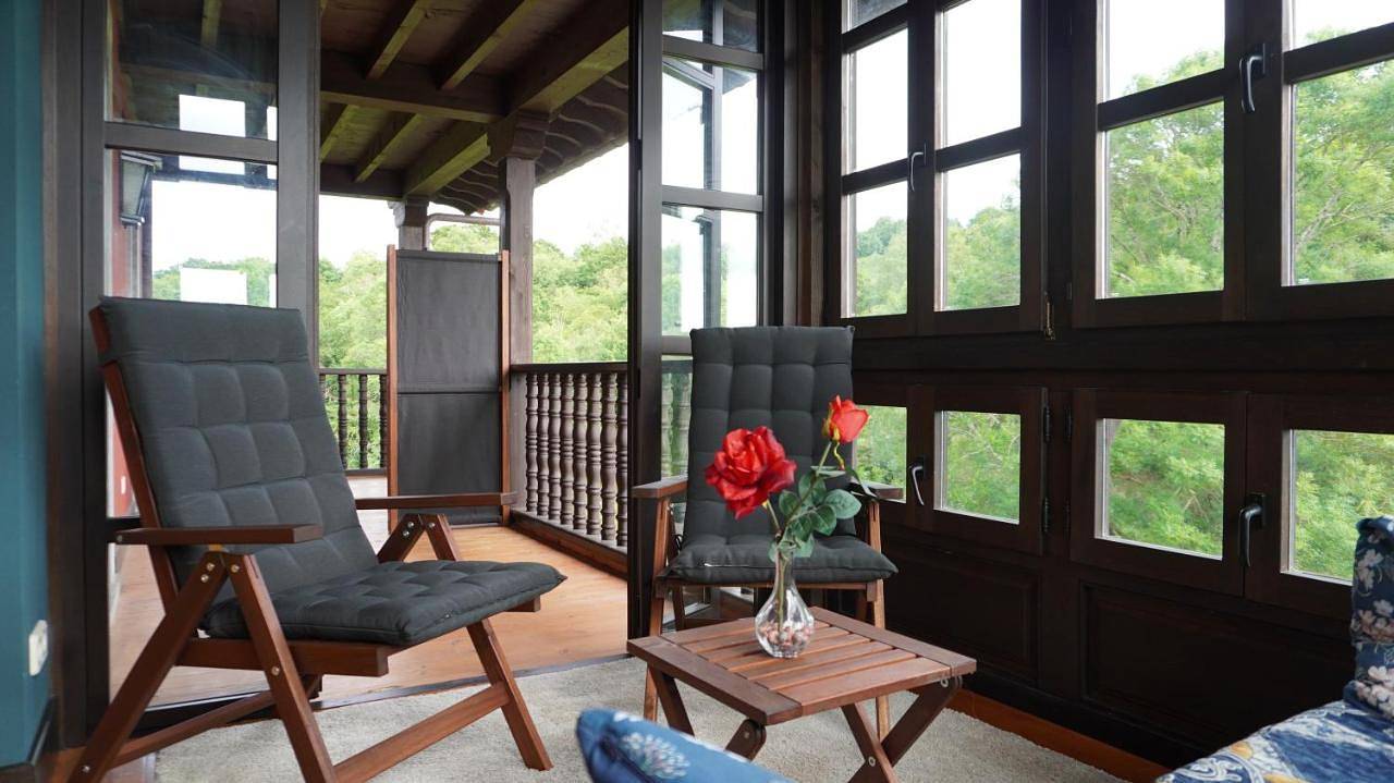 Casa Escuela de Torín - La Casona de Torin in Villamayor (Piloña), Piloña