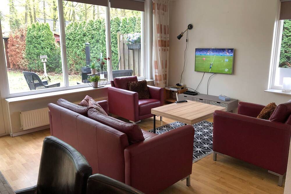 Geräumiges Ferienhaus mitten im Wald in Winterswijk, Achterhoek