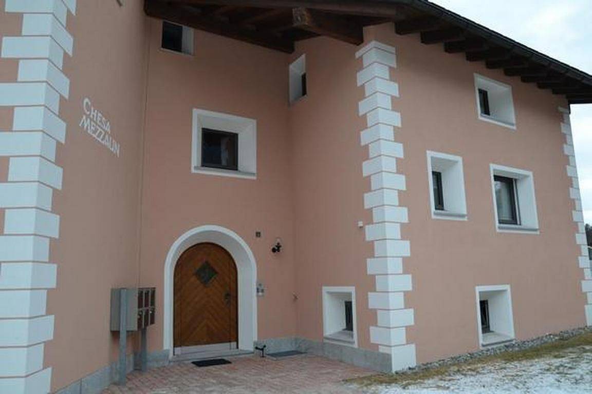 Geheel vakantieappartement, Chesa Mezzaun in Bever, Oberengadin