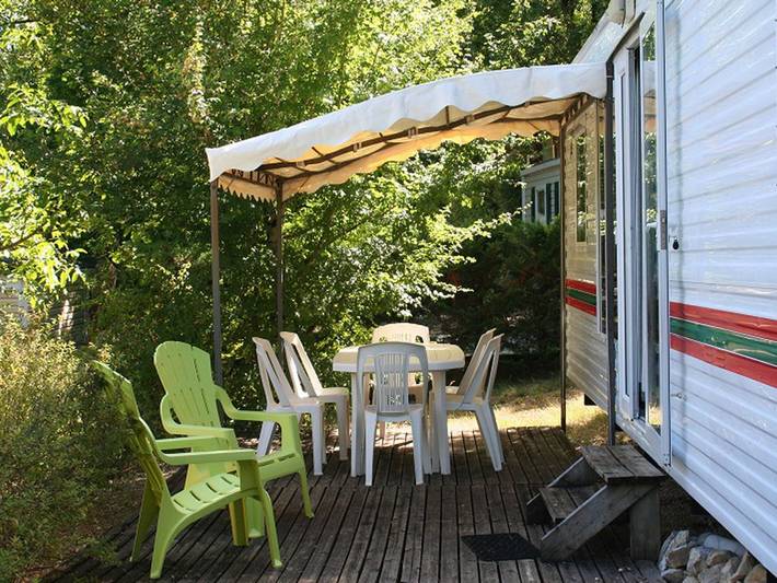 Mobil home pour 8 personnes, avec terrasse et piscine à Payrac - 3