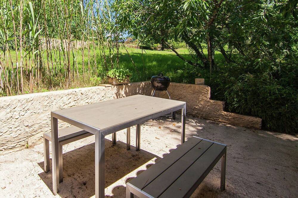Vakantiehuis in Bourgnac met bubbelbad in Bourgnac, Dordogne