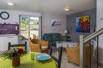 Gîte pour 4 Personnes dans Le Perréon, Beaujolais, Photo 4