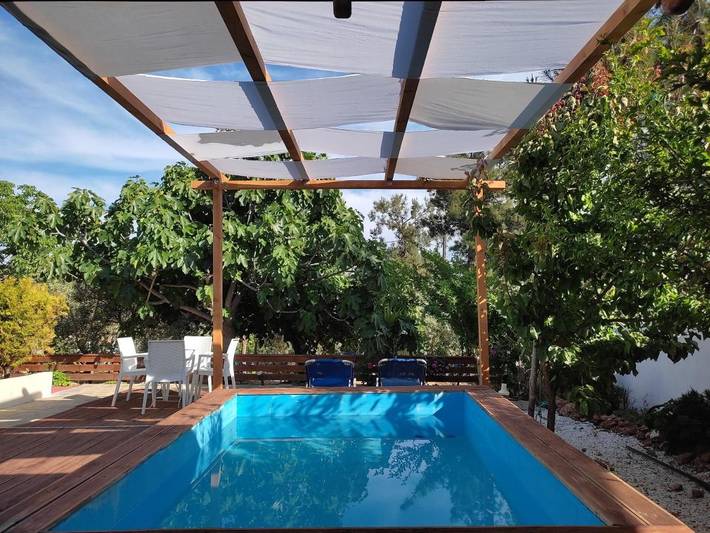 Appartement de vacances pour 2 personnes, avec Balcon et Terrasse ainsi que Jardin et Piscine