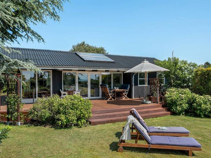 Ferienhaus für 7 Personen, mit Whirlpool und Terrasse in Dänische Südsee