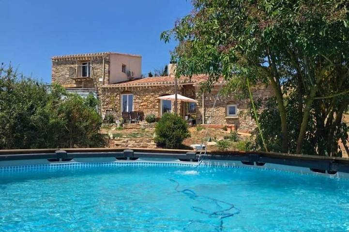 Location de vacances pour 6 personnes, avec Jardin à Albières