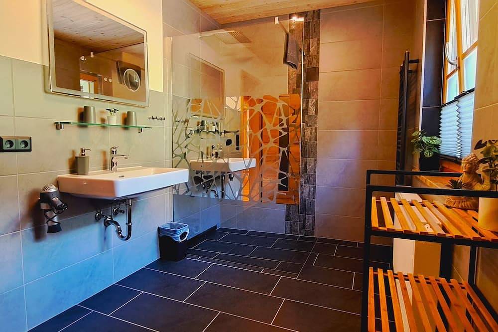 Ganze Wohnung, Apartment \"Wegmo-1\" in ruhiger Höhenlage in Bischofshofen im Salzburger Land in Bischofshofen, Ski Amadé