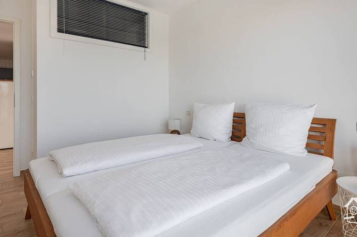 Ferienwohnung für 4 Personen, mit Terrasse und Garten sowie Sauna am Störmthaler See - 3
