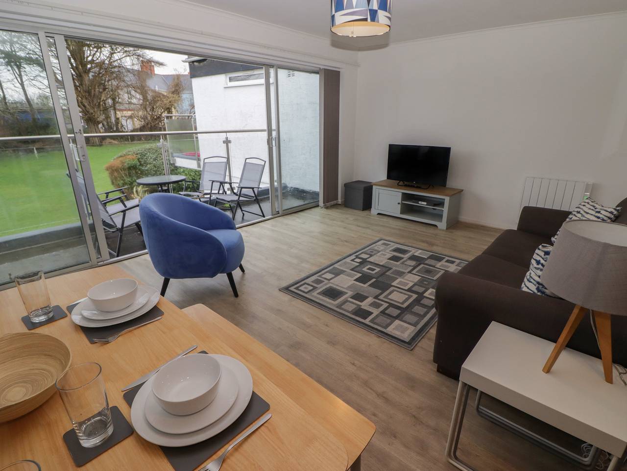 Entire apartment, 19 Coedrath Park in Saundersfoot, Pembrokeshire