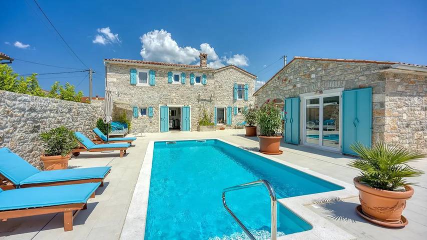 Villa pour 6 personnes, avec piscine et terrasse à Selina - 2