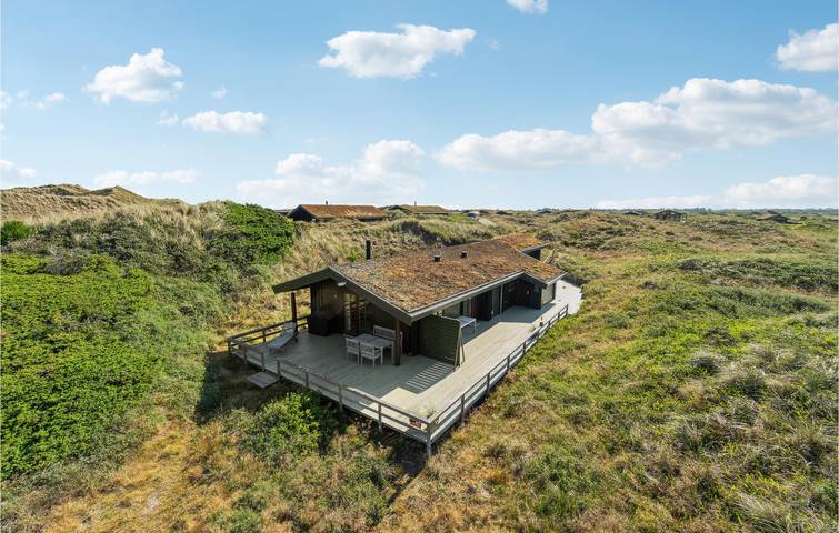 Feriehus for 7 personer, med Terrasse og Hage i Skagen
