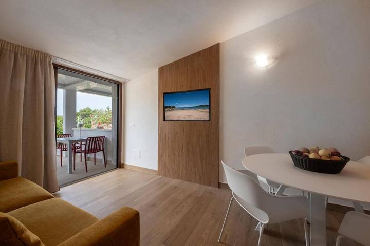 Location de vacances pour 8 personnes, avec terrasse à Porto Pollo - 3