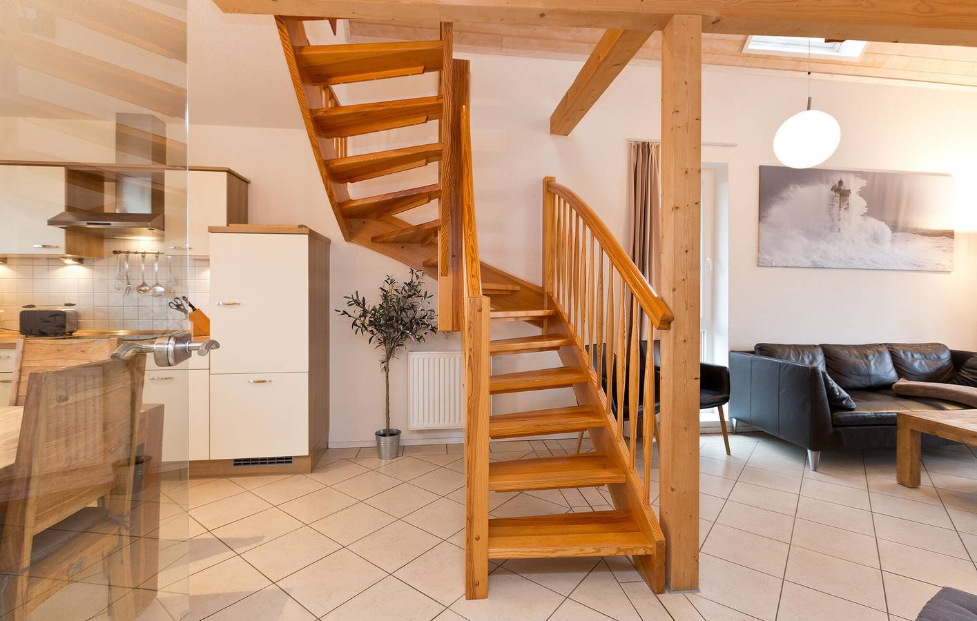 Ganze Ferienwohnung, Rückzugsort am Strand mit WiFi, TV, Parkplatz und Terrasse in Rechlin, Müritz