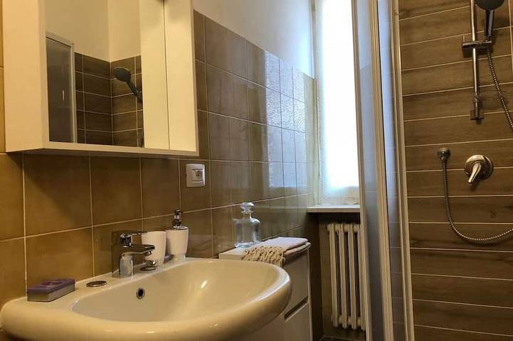 Appartement entier, Bed and Roses \"gege\" in La Morra, Langhe