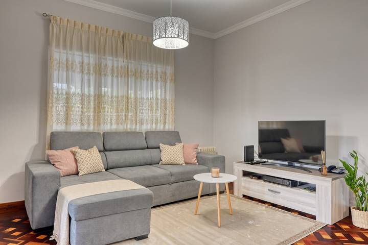 Villa Rosa, a Home in Madeira in Funchal (Santa Luzia), Isla de Madeira