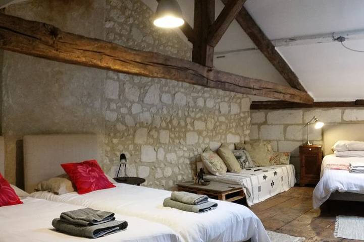 Location de vacances pour 8 personnes, avec jardin et terrasse à Aubeterre-sur-Dronne - 3