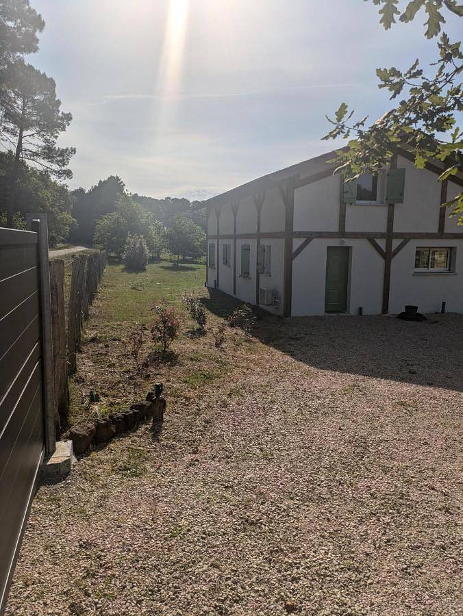 Location de vacances pour 6 personnes, avec jardin et terrasse à Onesse-Laharie - 2