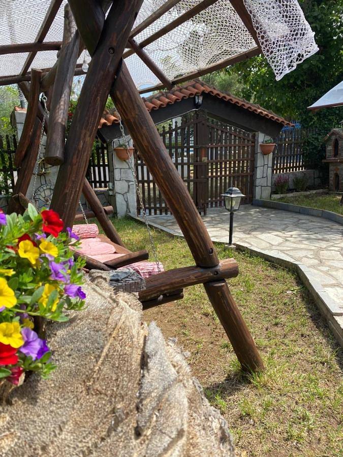 Location de vacances pour 8 personnes, avec vue ainsi que bassin pour enfant et jardin, animaux acceptés dans Portes - 3