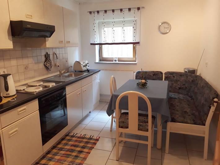 Ganze Wohnung, Ferienwohnung Deuerling - Ferienwohnung 1 (40qm) mit Wlan und Gartenlaube in Steinwiesen, Landkreis Kronach
