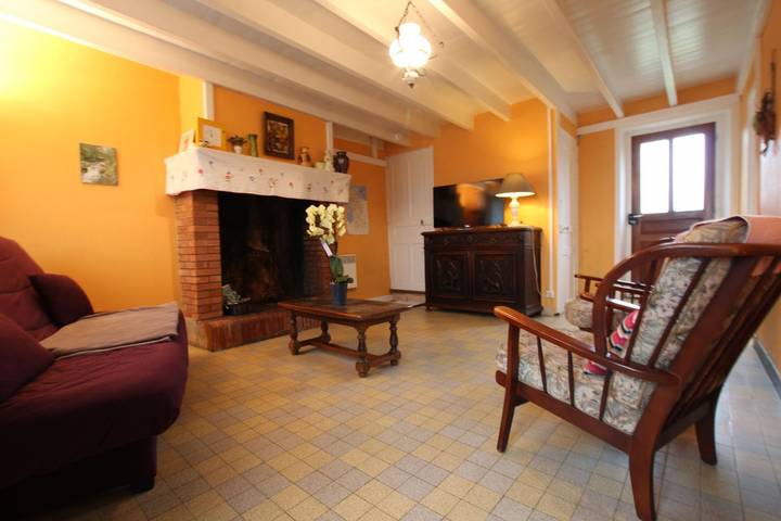 Gîte pour 4 personnes, avec jardin à Besneville - 3