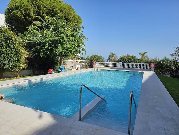 Ganze Wohnung, | Carabeo 1-42 Access to the Beach in Nerja, Cordillera Penibética