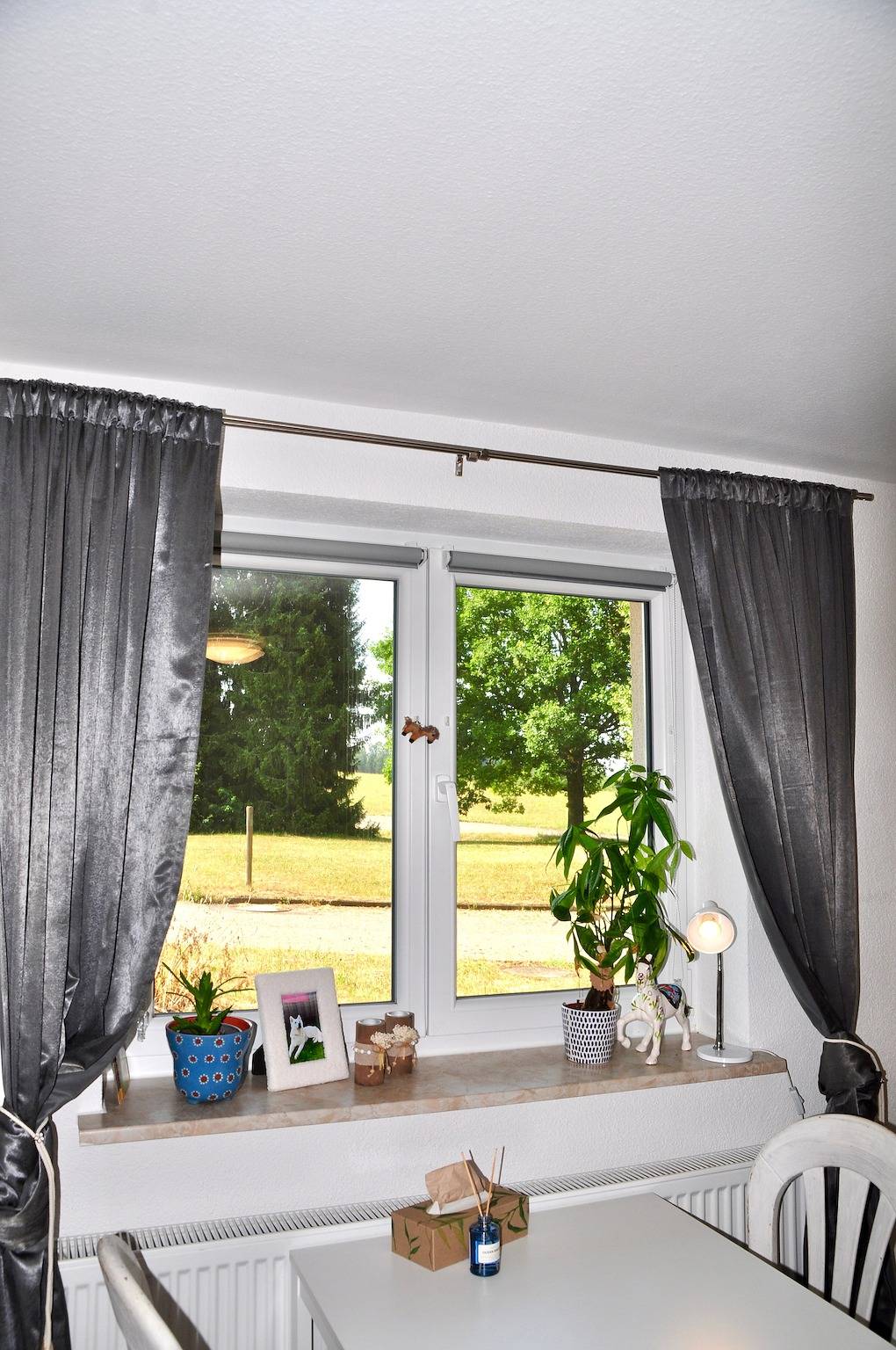 Appartement indépendant sur domaine équestre avec terrasse commune, jardin et Wi-Fi in Gomadingen, Neckar-Alb
