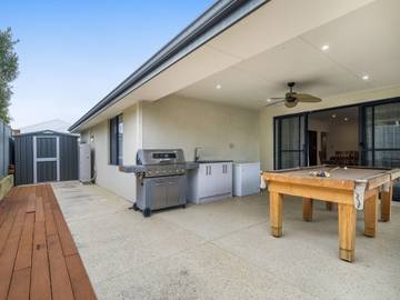 Holiday Rental for 9 People in Perth, Western Australia, Photo 4