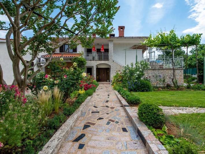 Appartement de vacances pour 7 personnes, avec jardin et piscine - 1