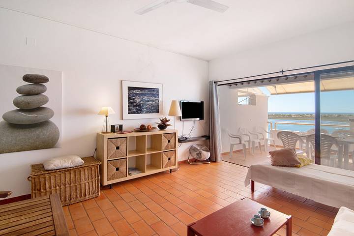 Ganze Wohnung, Ferienwohnung 'Cabanas Mar 95' mit Meerblick, Balkon und Wlan in Cabanas de Tavira, Conceição e Cabanas de Tavira