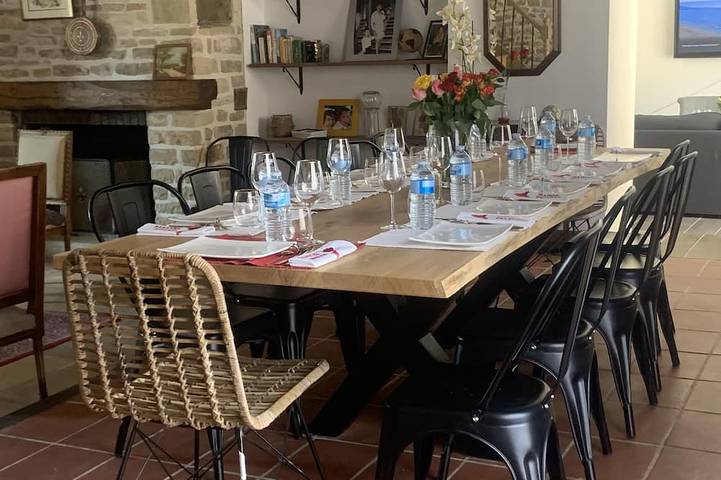 Maison de vacances pour 16 personnes, avec Terrasse ainsi que Jardin et Piscine à Nuits-Saint-Georges