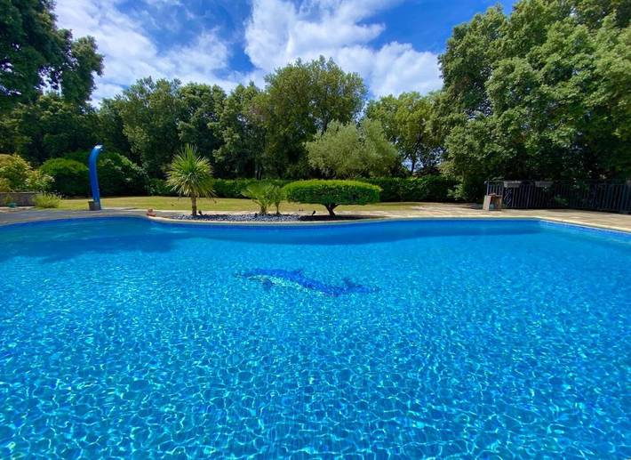 Ferienwohnung für 4 Personen, mit Ausblick und Pool sowie Garten - 1