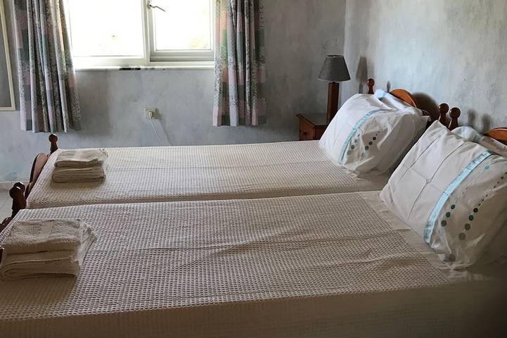 Gîte pour 5 personnes, avec jardin dans Ourique - 4