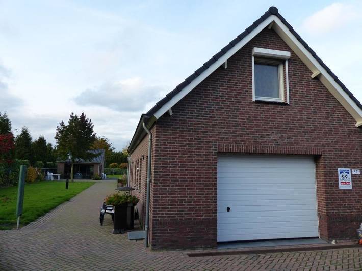 B&b voor 3 personen, with Terras and Tuin as well as Uitzicht in Horst aan de Maas