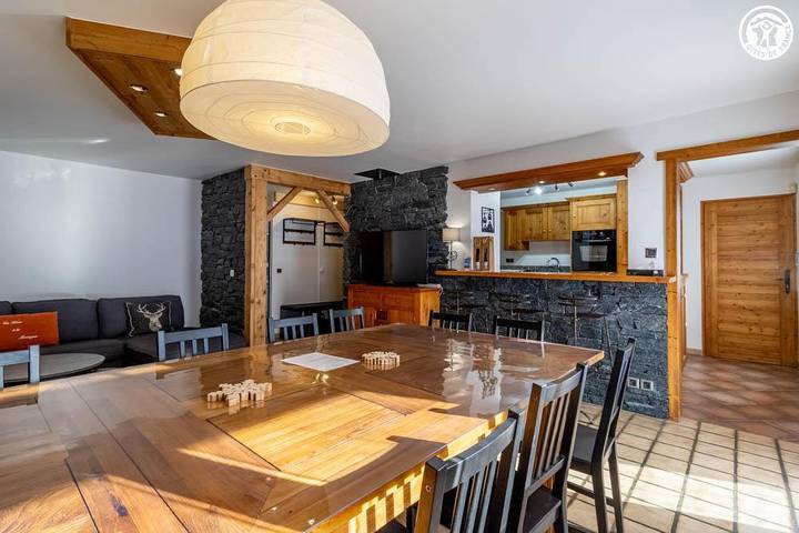 Gîte pour 12 personnes, avec terrasse à Les Avanchers-Valmorel - 4