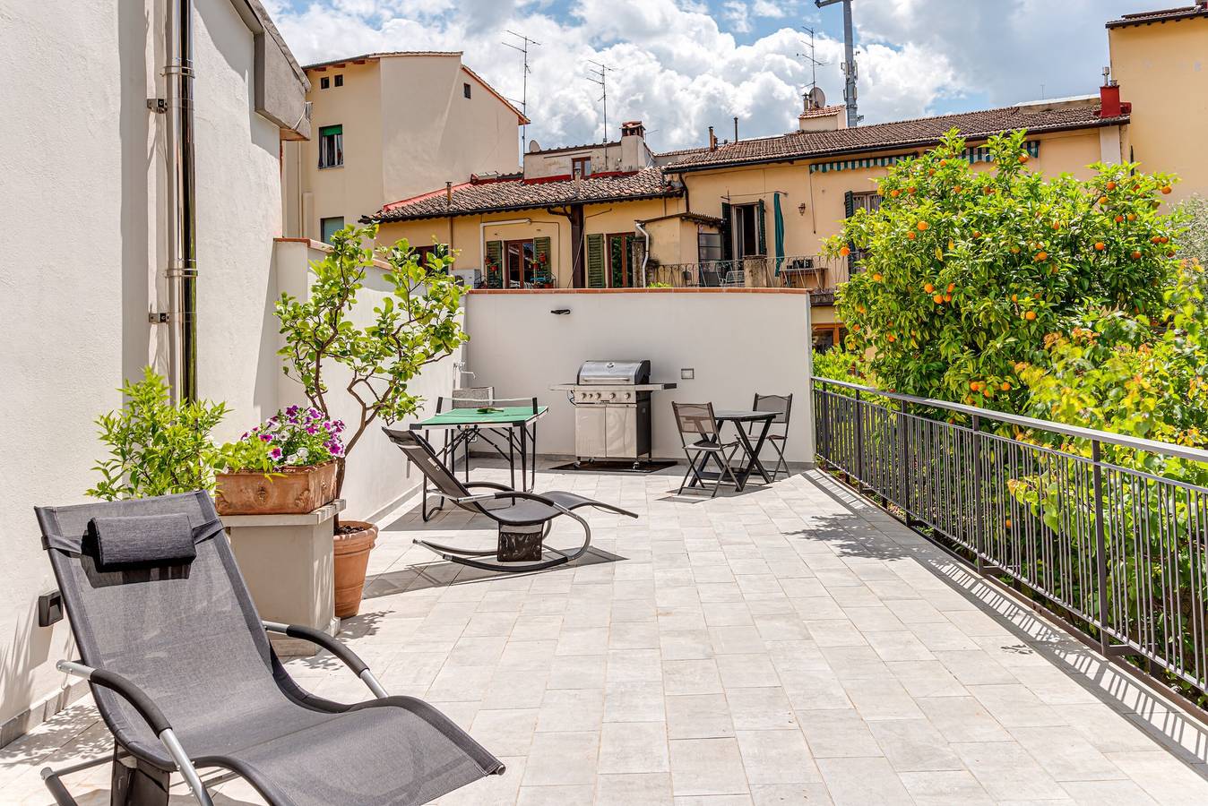 Ganze Wohnung, Apartment 'Casa Di Marte mit Relax-Patio', Wlan und Klimaanlage in Florenz, Florenz Provinz