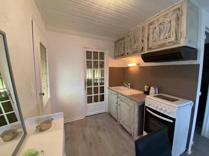 Gîte pour 4 personnes, avec jardin à Castagniers - 3