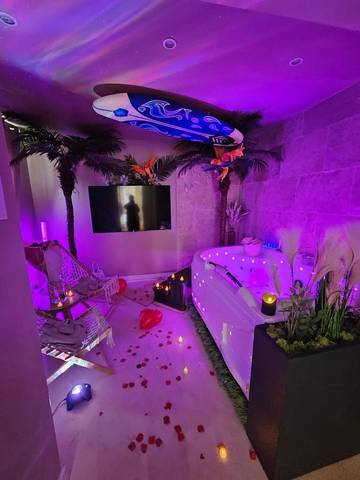 Gîte pour 2 personnes, avec jacuzzi à La Bassée
