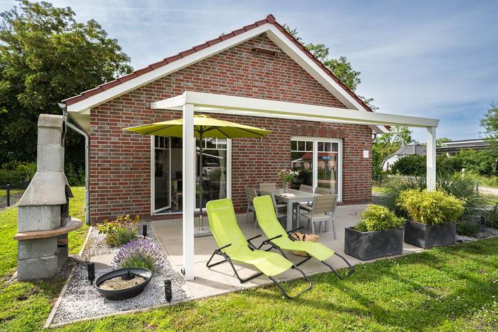 Ferienhaus für 6 Personen, mit Terrasse und Garten sowie Sauna